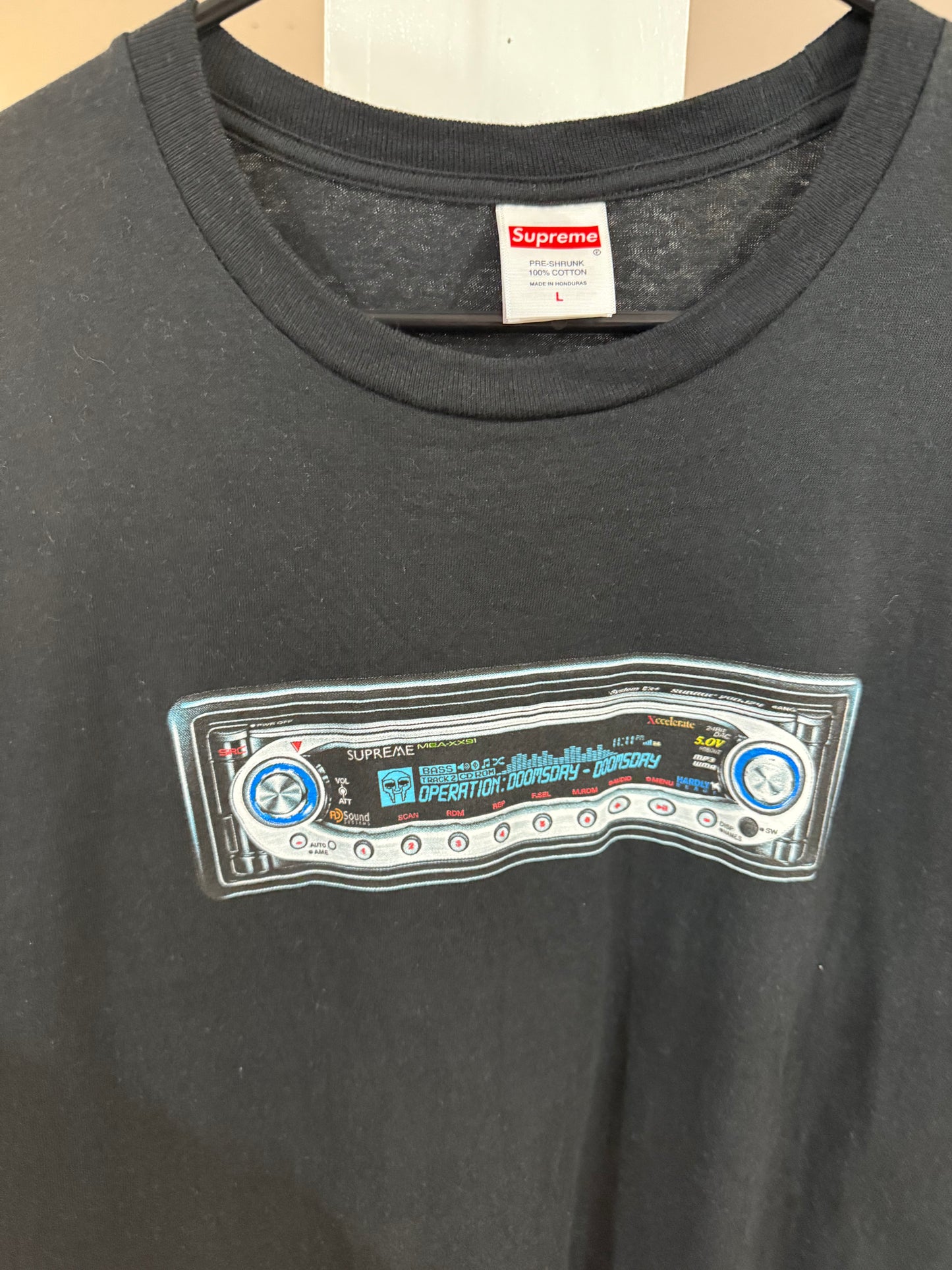 Supreme Black Receiver T-Shirt (Pre Owned Size Large)