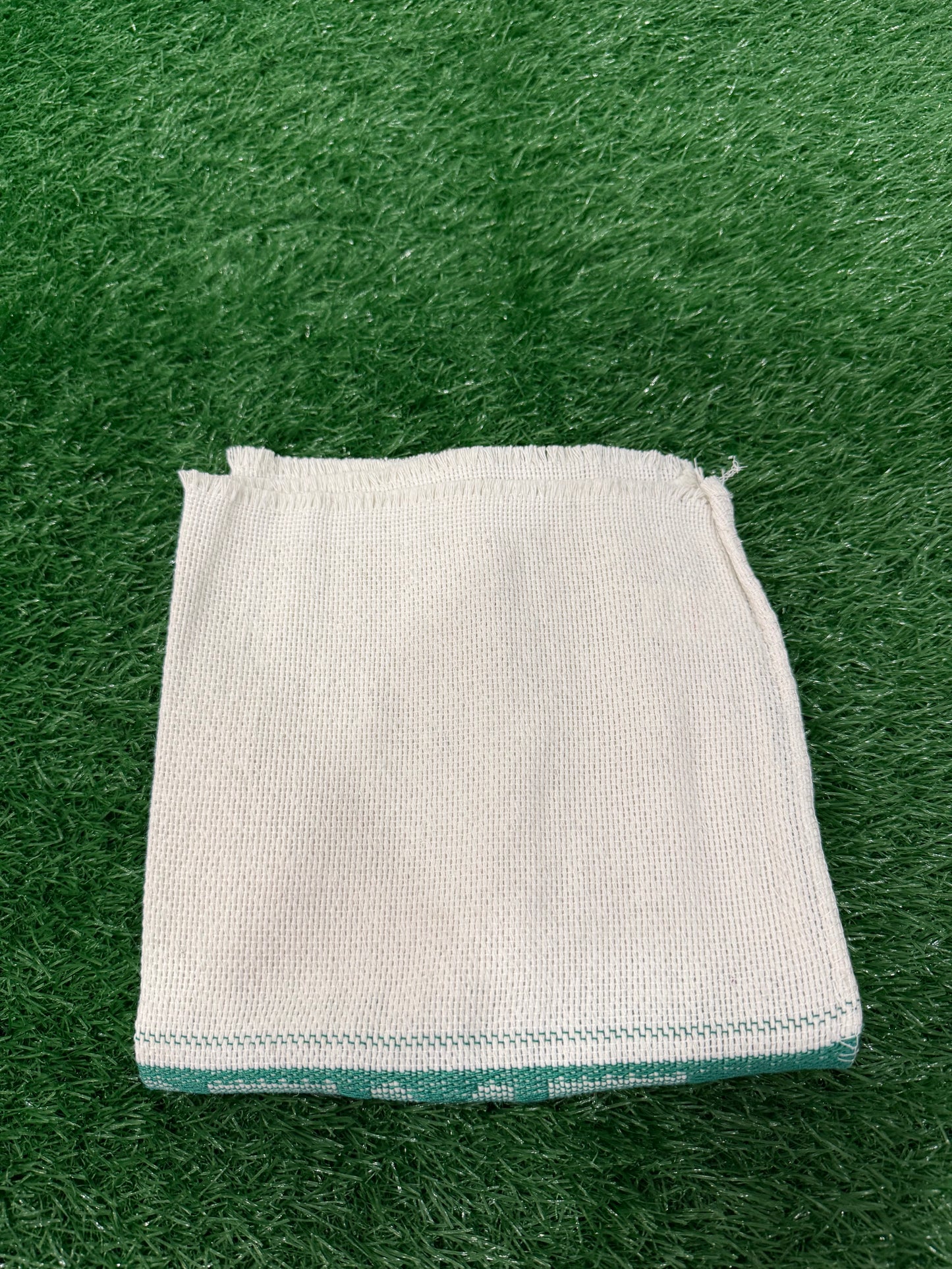 Supreme towel (One color per order)